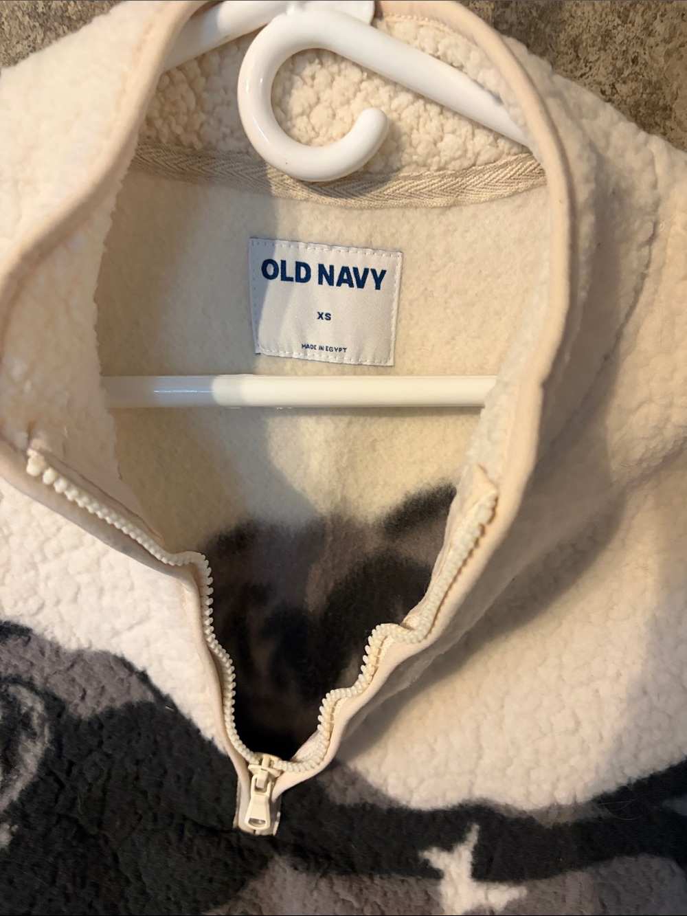 Old Navy Cream and Black Sherpa V-Neck Pullover